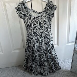 American Eagle Outfitters Black and White Floral Midi Dress